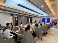 <b>确保取AIGC手艺的同步</b>